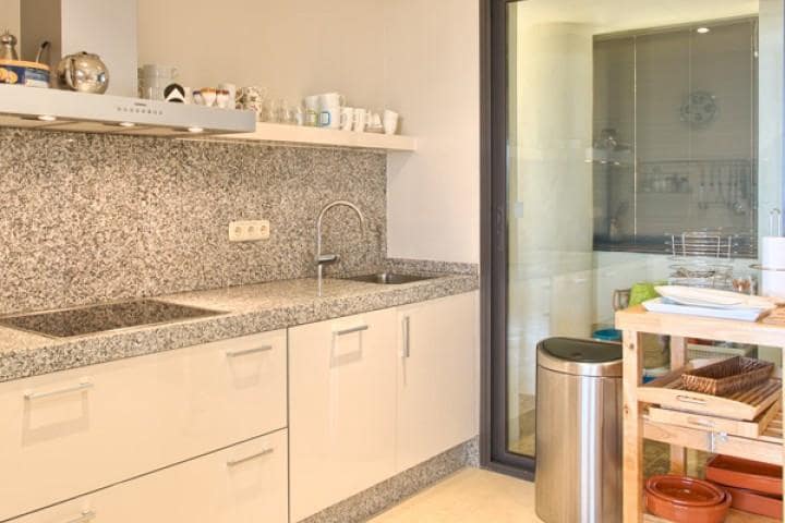 3 soverom Penthouse til salgs i Marbella med svømmebasseng garasje - € 975 000 (Ref: 9506998)