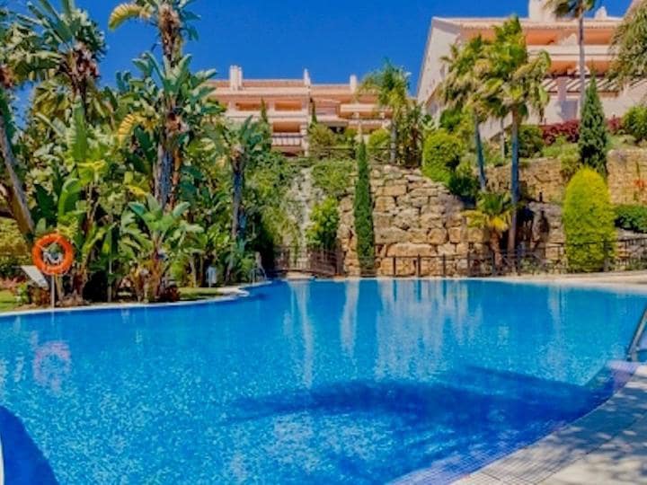 3 soveværelse Lejlighed til salg i Marbella med swimmingpool garage - € 970.000 (Ref: 9507010)