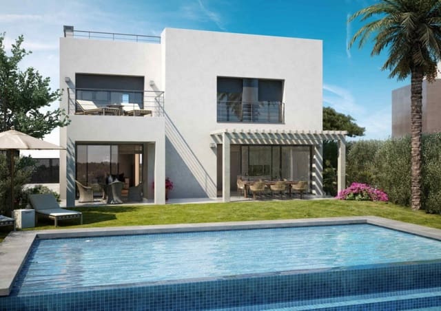 4 bedroom Villa for sale in Estepona with pool garage - € 710,000 (Ref: 9507035)