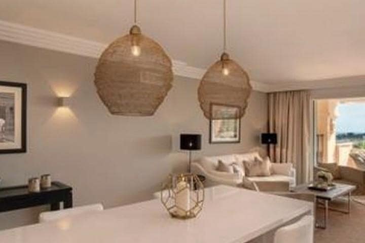 Apartamento de 3 habitaciones en Marbella en venta con piscina garaje - 695.000 € (Ref: 9507040)