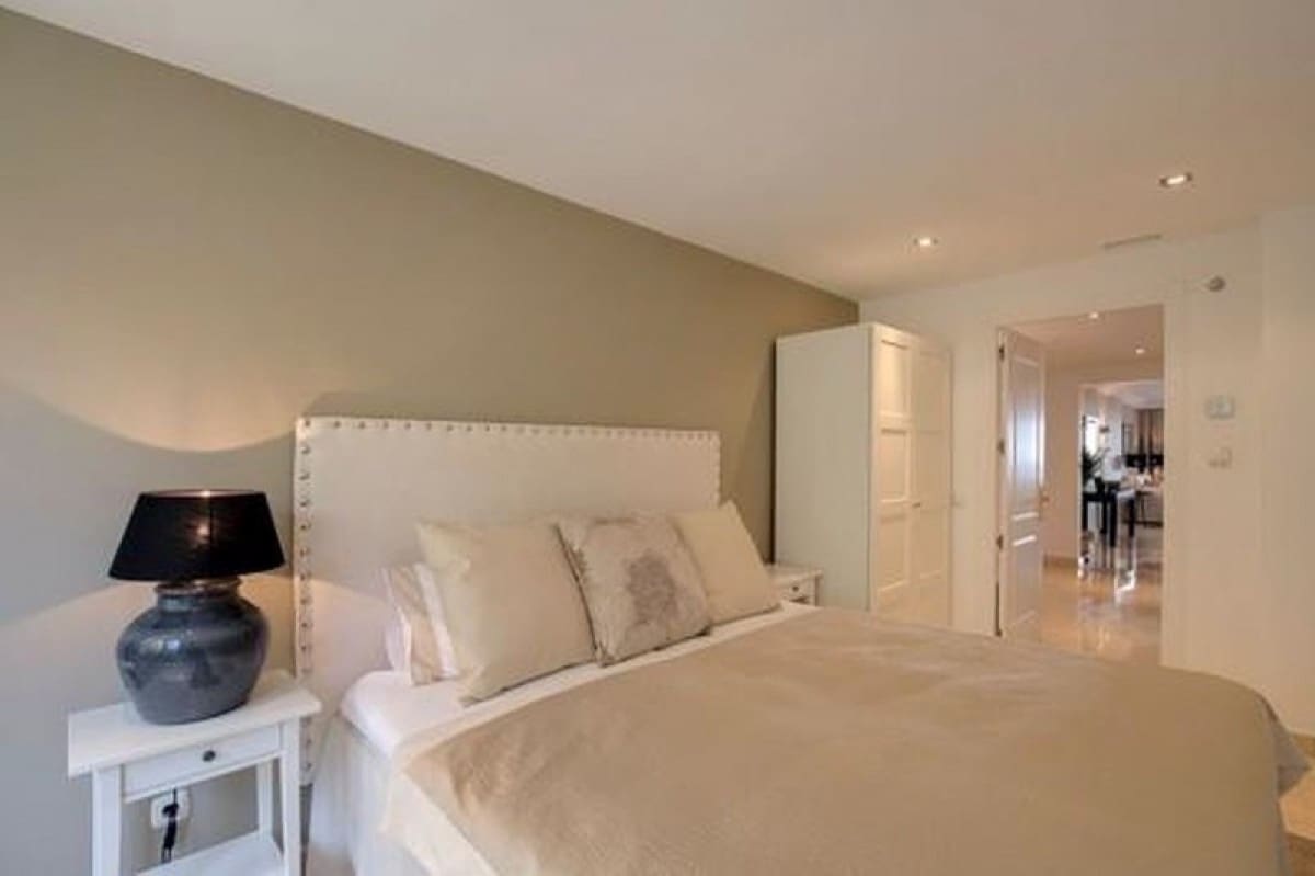 Apartamento de 3 habitaciones en Marbella en venta con piscina garaje - 695.000 € (Ref: 9507040)