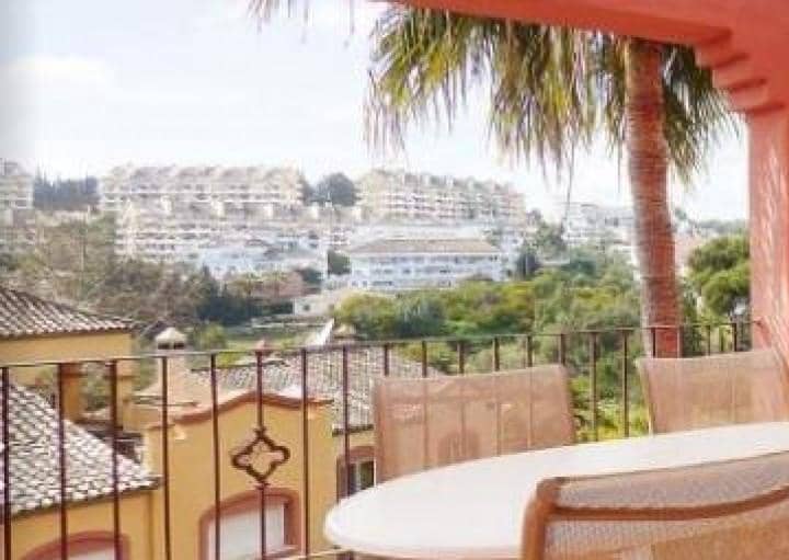 2 makuuhuone Kattohuoneisto myytävänä paikassa Puerto Banus mukana uima-altaan 
autotalli - 549 500 € (Ref: 9507051)