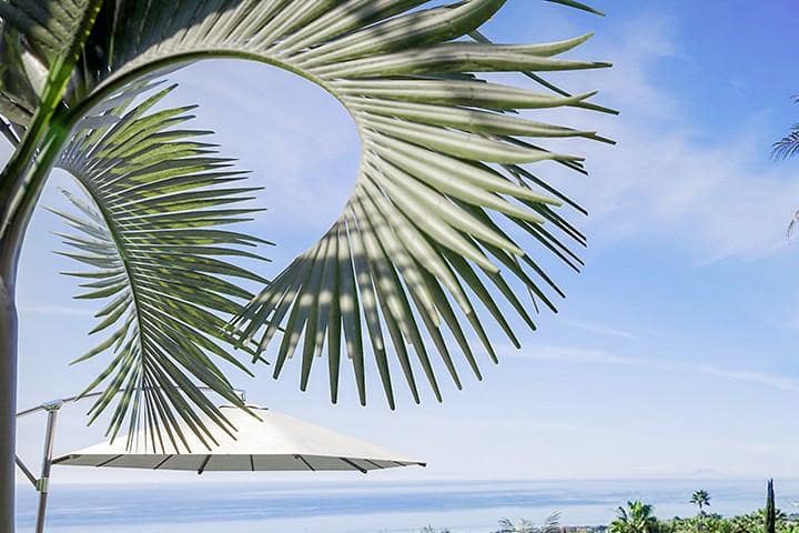 Chalet de 3 habitaciones en Manilva en venta con piscina garaje - 525.000 € (Ref: 9507052)