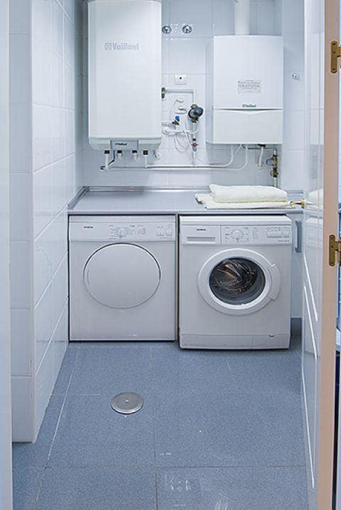 Apartamento de 2 habitaciones en Marbella en venta con piscina garaje - 589.000 € (Ref: 9507062)