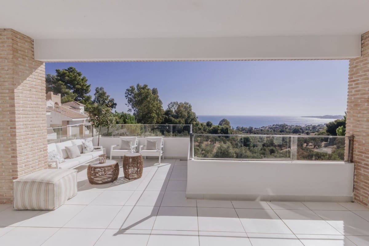 Chalet de 4 habitaciones en Benalmádena en venta con piscina - 575.000 € (Ref: 9507090)