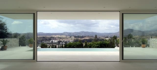 4 bedroom Villa for sale in Mijas with pool garage - € 850,000 (Ref: 9507109)