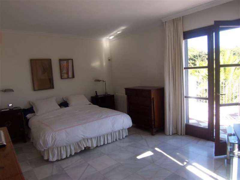 6 soveværelse Villa til salg i Marbella med swimmingpool - € 3.500.000 (Ref: 9507115)