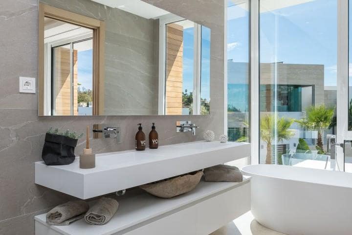 5 soverom Villa til salgs i Marbella med svømmebasseng garasje - € 2 795 000 (Ref: 9507121)