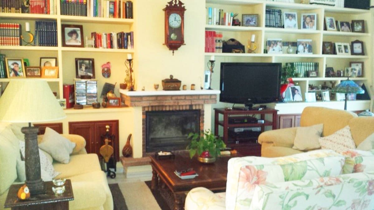 4 bedroom Townhouse for sale in Marbella with pool - € 490,000 (Ref: 9507147)