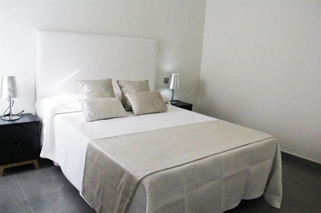 3 sypialnia Apartament na sprzedaż w Marbella z basenem garażem - 375 000 € (Ref: 9507153)