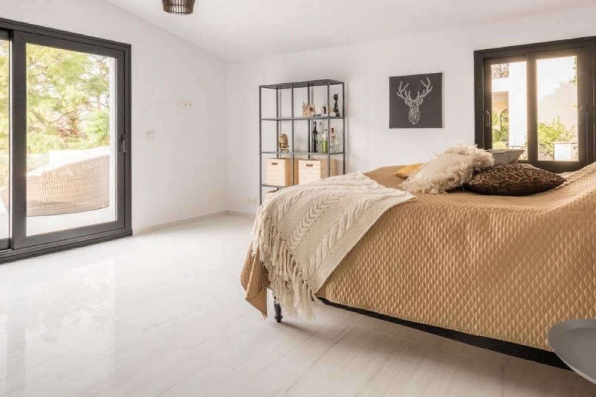 6 soveværelse Villa til salg i Marbella med swimmingpool garage - € 3.495.000 (Ref: 9507162)