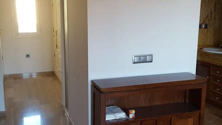 5 bedroom Villa for sale in Marbella with pool garage - € 1,490,000 (Ref: 9507163)