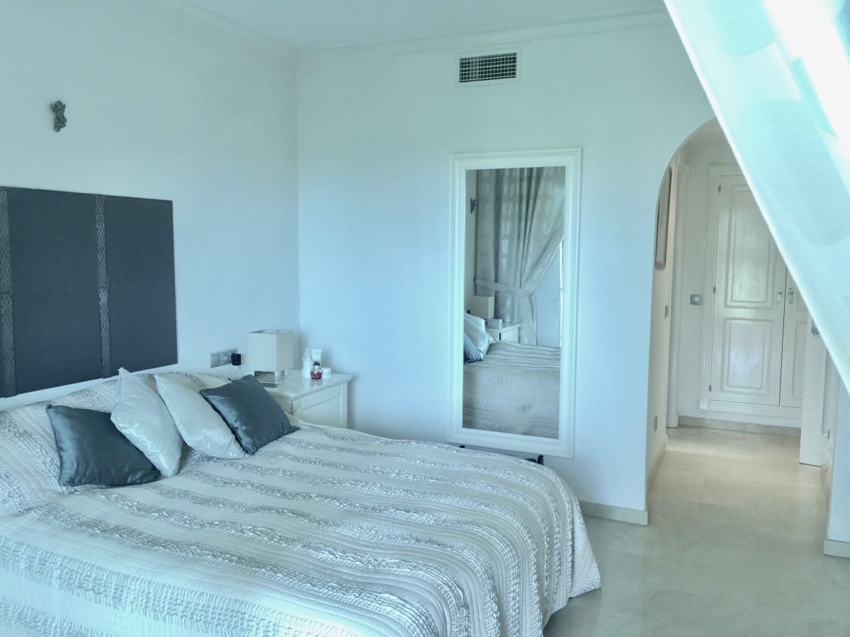 Apartamento de 4 habitaciones en Marbella en venta con piscina - 475.000 € (Ref: 9507164)