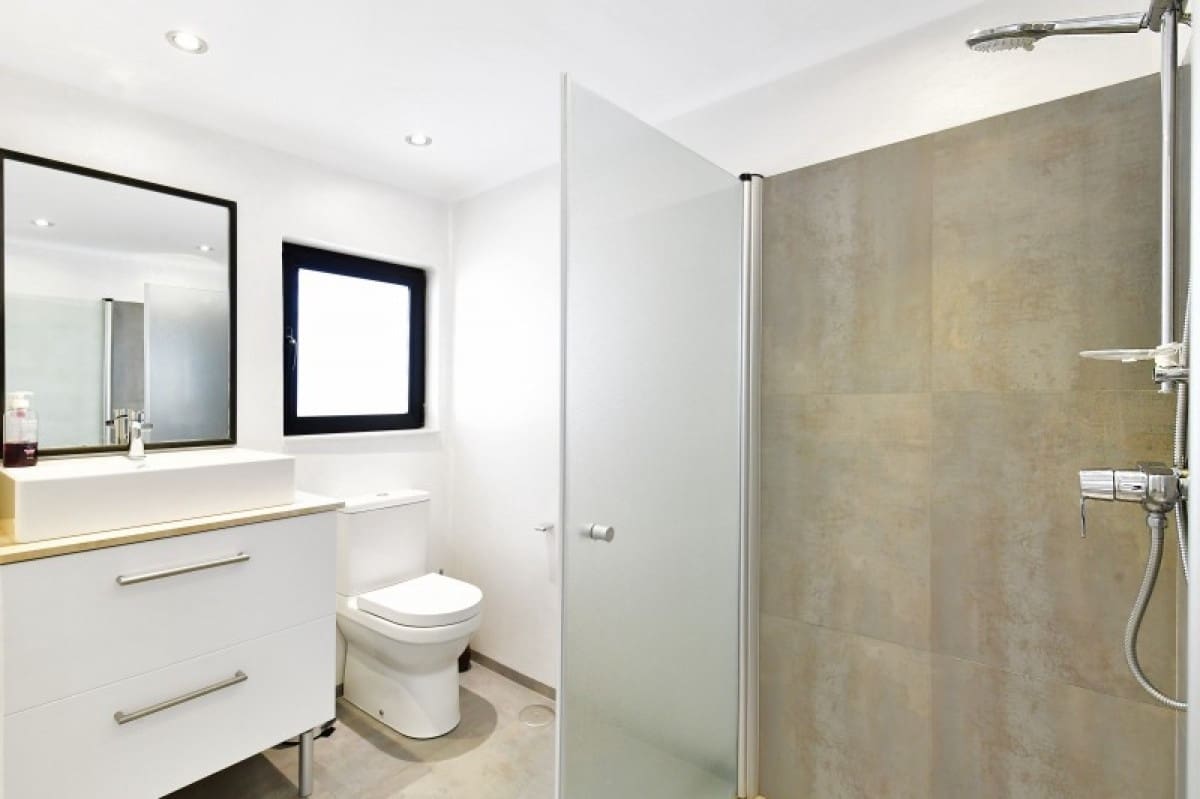 4 slaapkamer Villa te koop in Marbella met zwembad garage - € 1.950.000 (Ref: 9507167)