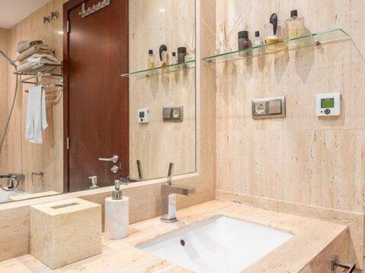 Apartamento de 3 habitaciones en Marbella en venta con piscina garaje - 425.000 € (Ref: 9507168)