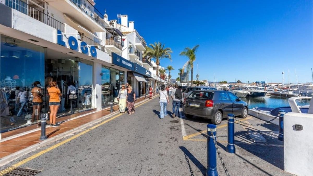 2 slaapkamer Appartement te koop in Marbella met zwembad - € 555.000 (Ref: 9507180)