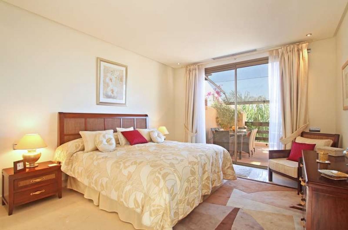 2 soveværelse Penthouse til salg i Marbella med swimmingpool garage - € 1.100.000 (Ref: 9507185)