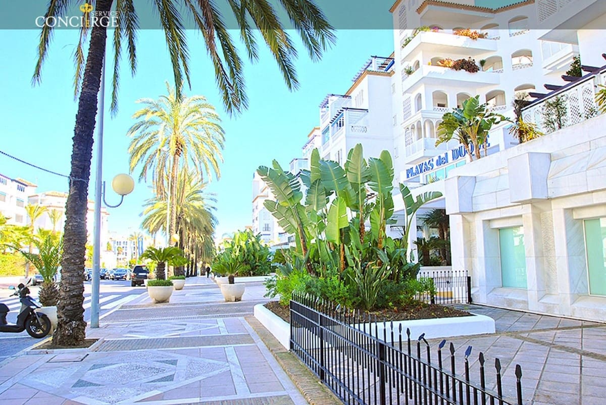 Apartamento de 3 habitaciones en Puerto Banus en venta con piscina garaje - 1.250.000 € (Ref: 9507195)