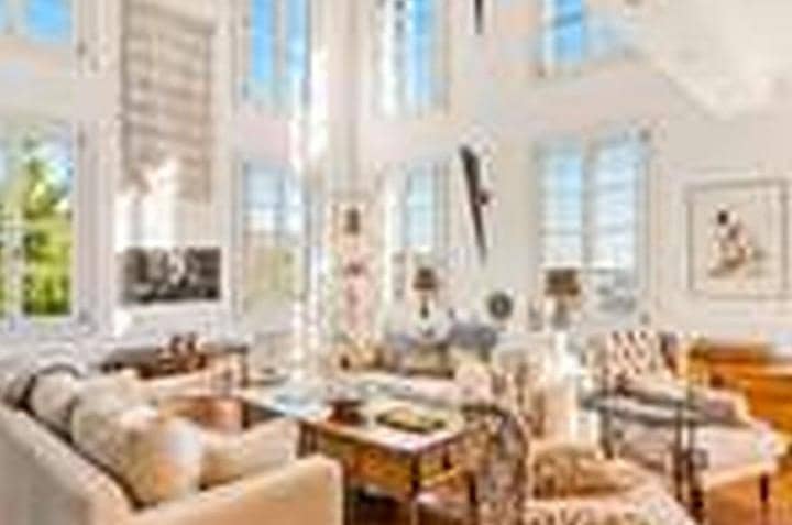 5 bedroom Villa for sale in Benahavis with pool garage - € 3,500,000 (Ref: 9507200)