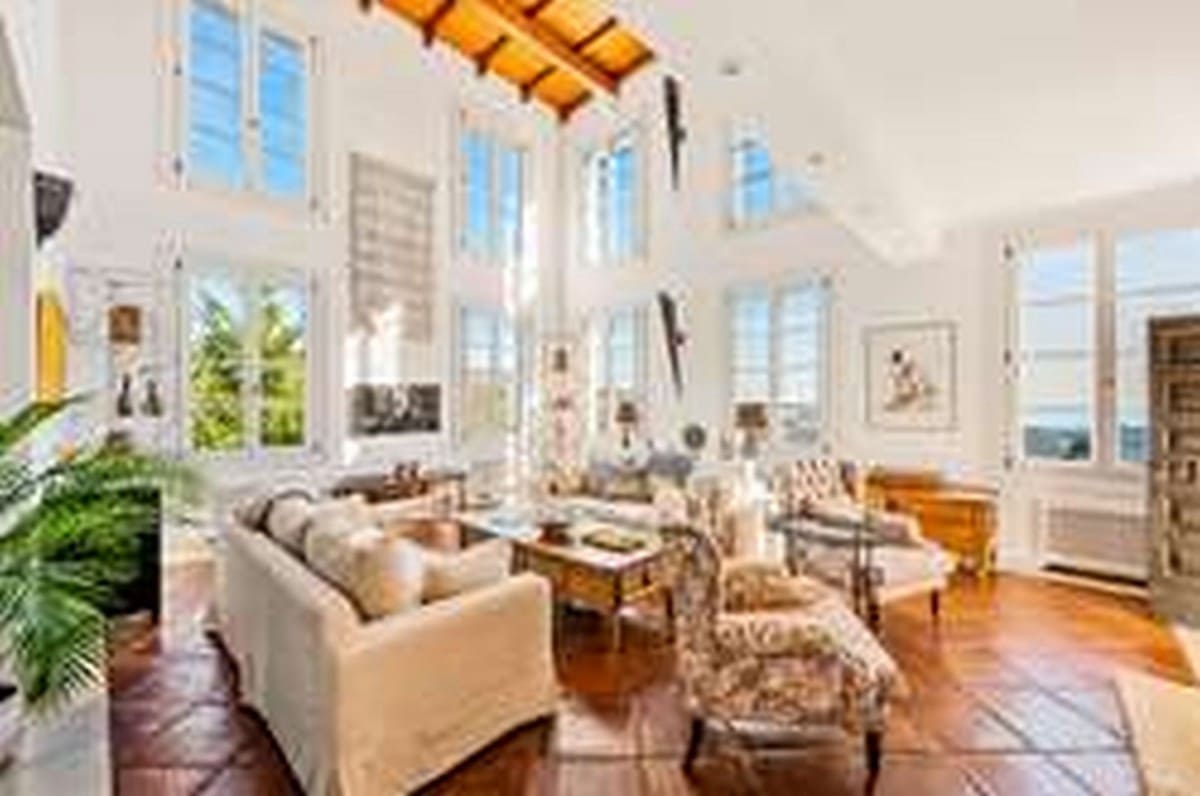 5 bedroom Villa for sale in Benahavis with pool garage - € 3,500,000 (Ref: 9507200)