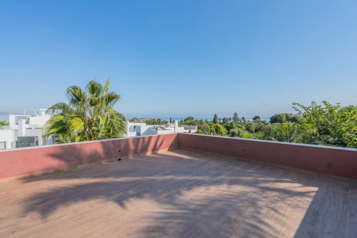 6 soveværelse Villa til salg i Golden Mile med swimmingpool garage - € 2.890.000 (Ref: 9507220)