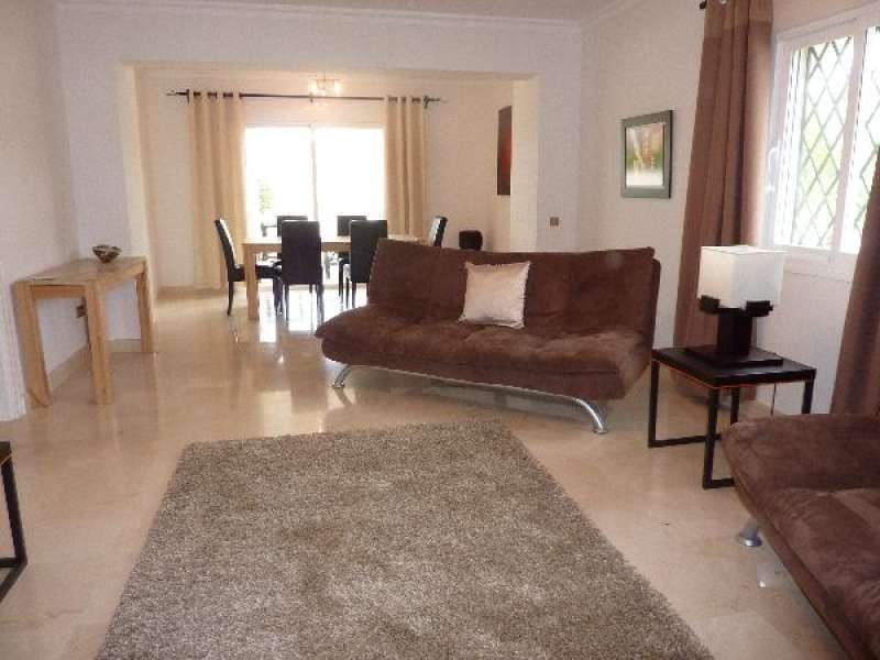 5 bedroom Villa for sale in Marbella with pool garage - € 1,495,000 (Ref: 9507233)