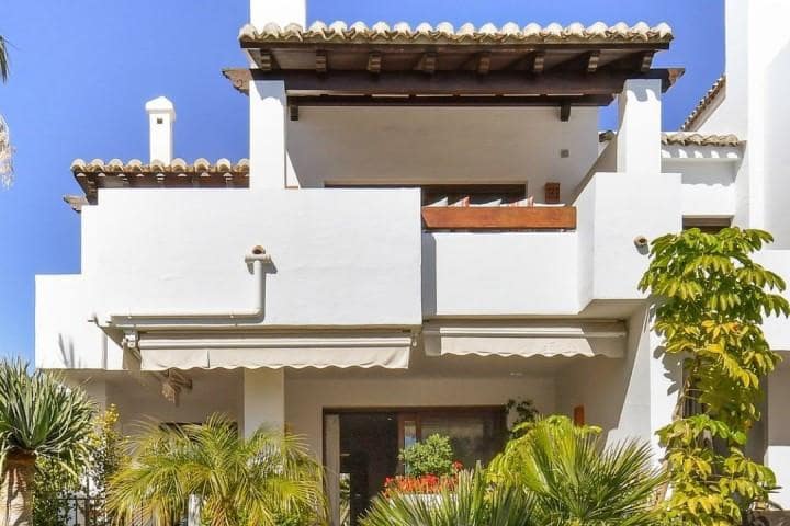 3 sovrum Hus till salu i Benahavis med pool garage - 590 000 € (Ref: 9507241)