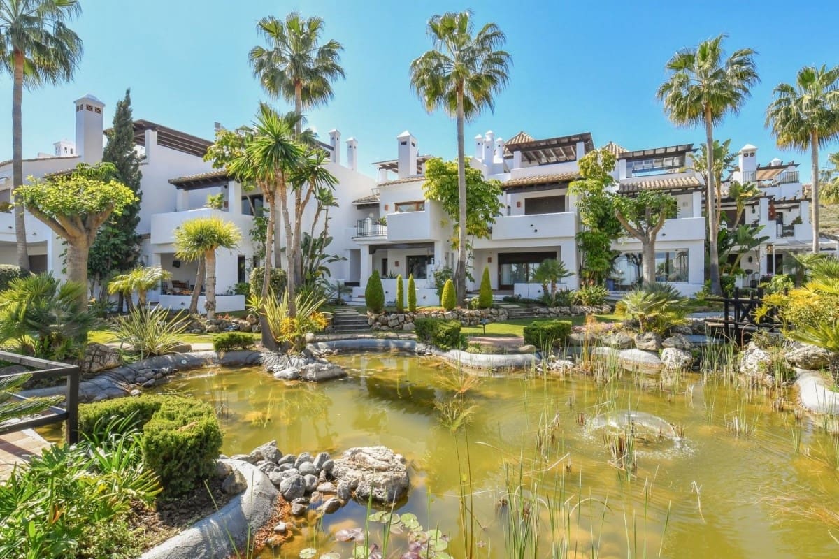 3 sovrum Hus till salu i Benahavis med pool garage - 590 000 € (Ref: 9507241)