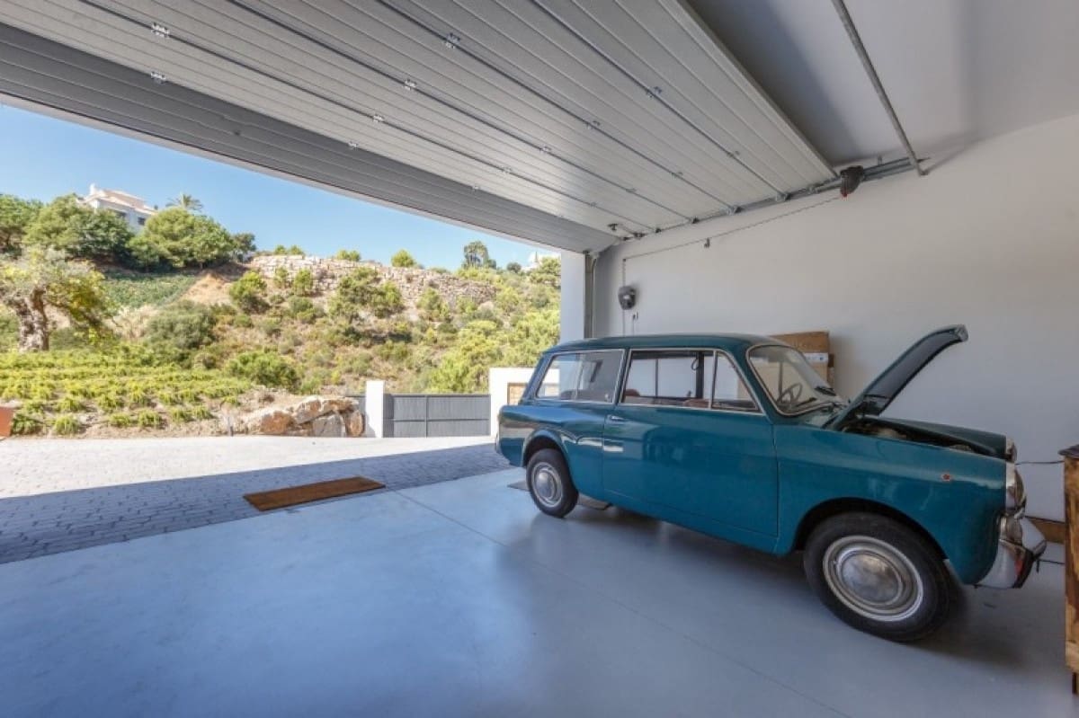 5 soveværelse Villa til salg i Benahavis med swimmingpool garage - € 2.795.000 (Ref: 9507245)