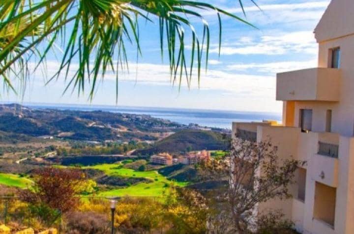 2 soverom Penthouse til salgs i La Cala de Mijas med svømmebasseng garasje - € 305 000 (Ref: 9507262)