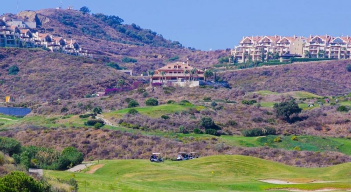 2 soverom Penthouse til salgs i La Cala de Mijas med svømmebasseng garasje - € 305 000 (Ref: 9507262)