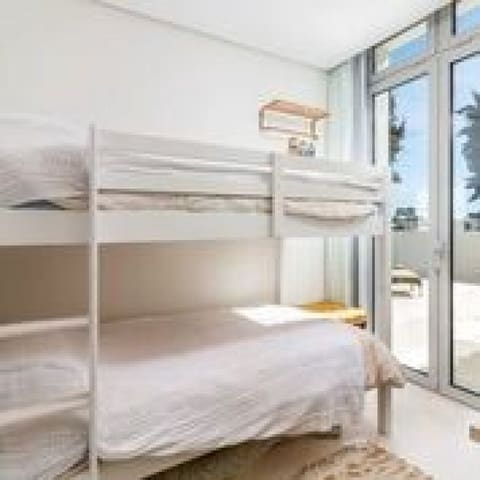 5 makuuhuone Huvila myytävänä paikassa Marbella mukana uima-altaan 
autotalli - 1 775 000 € (Ref: 9507268)