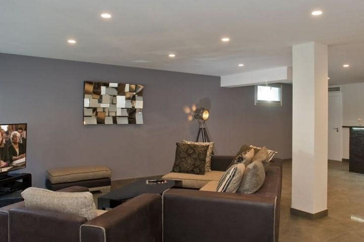 4 slaapkamer Villa te koop in Puerto Banus met zwembad garage - € 1.995.000 (Ref: 9507270)