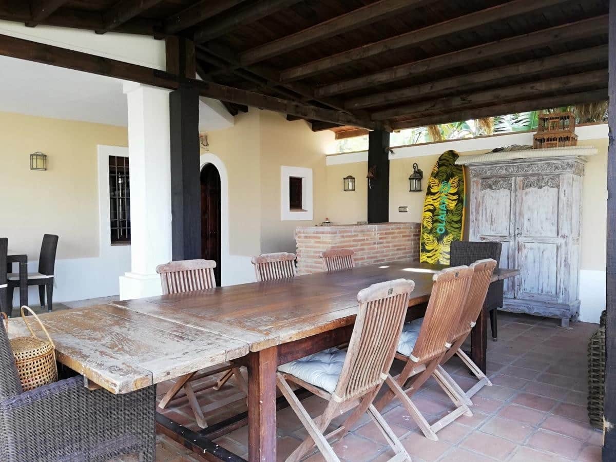 5 bedroom Villa for sale in Benalmadena with pool garage - € 1,380,000 (Ref: 9507277)