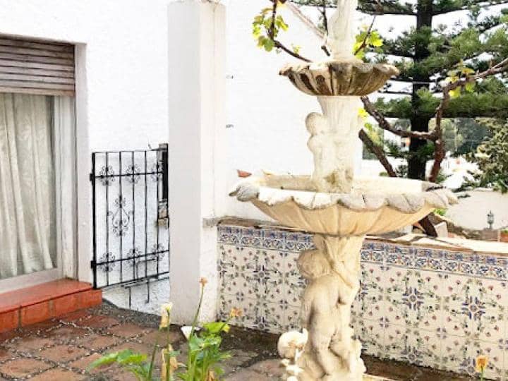 4 soverom Villa til salgs i Marbella med svømmebasseng garasje - € 998 000 (Ref: 9507311)