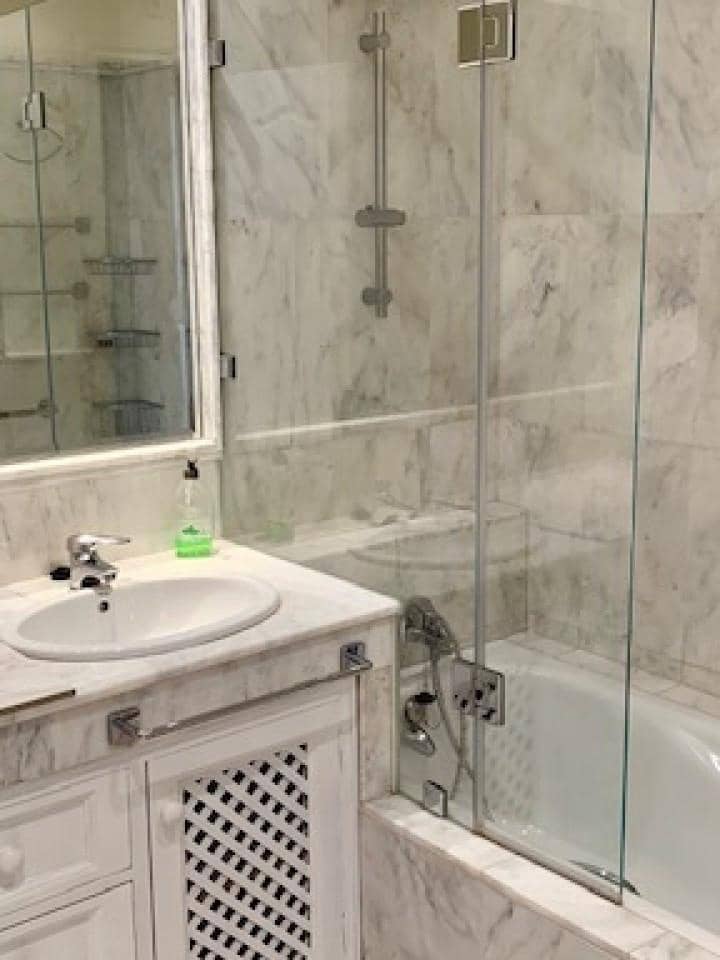 2 sypialnia Apartament na sprzedaż w Estepona z basenem garażem - 310 000 € (Ref: 9507315)