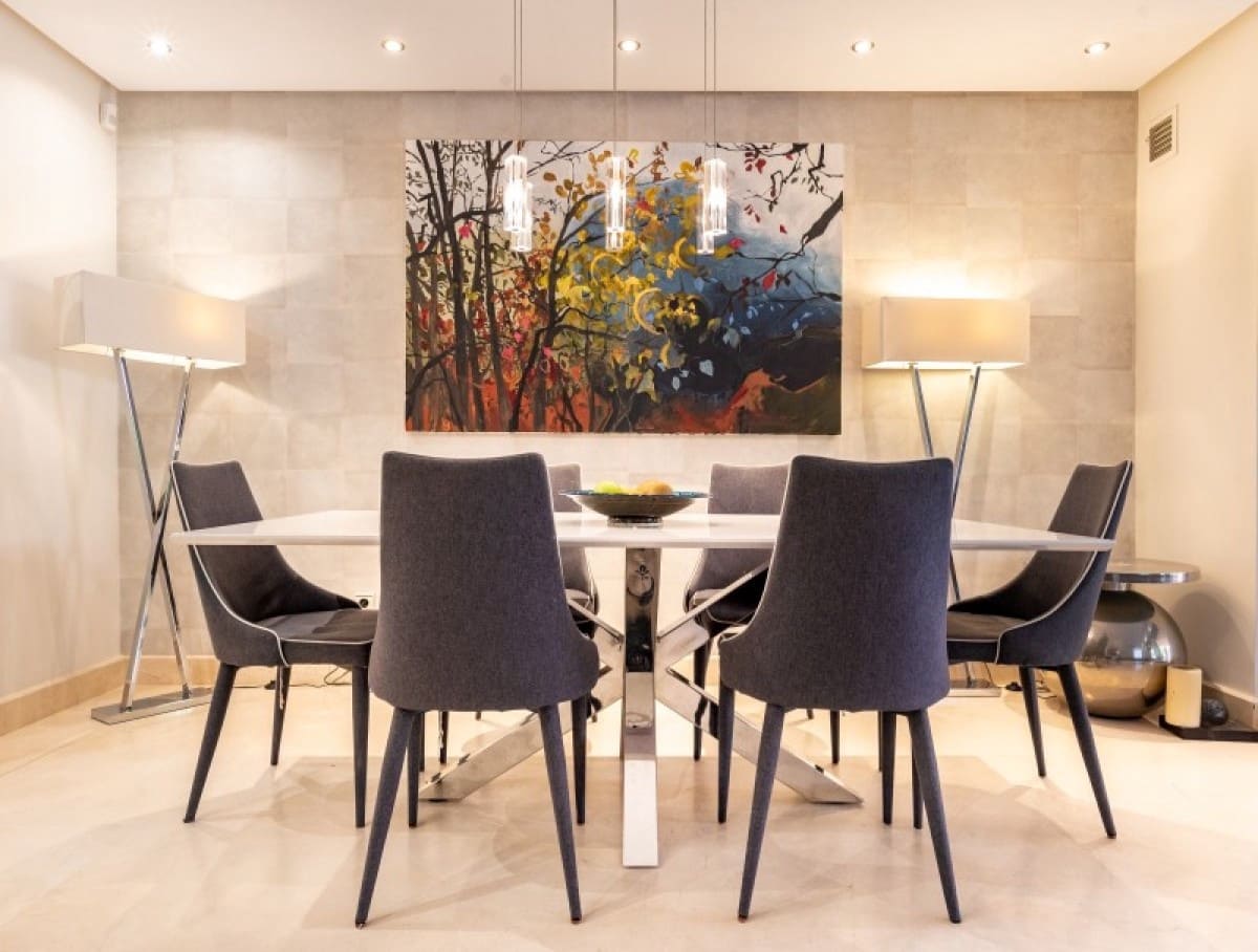 3 sypialnia Apartament na sprzedaż w Puerto Banus z basenem garażem - 1 400 000 € (Ref: 9507318)