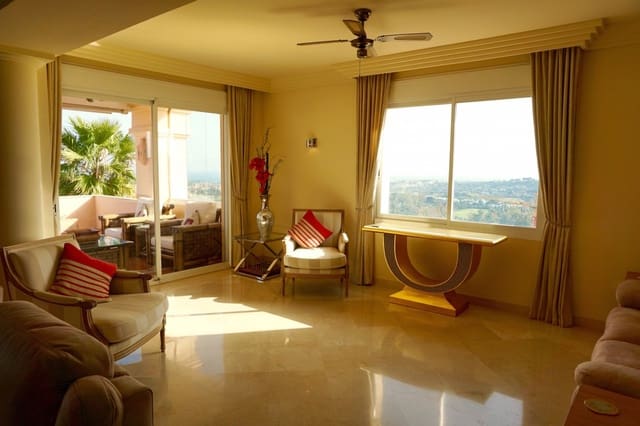 3 slaapkamer Penthouse te koop in Marbella met zwembad garage - € 875.000 (Ref: 9507334)