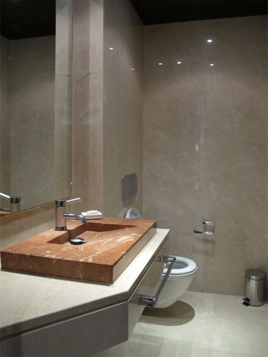 2 bedroom Apartment for sale in Marbella with pool garage - € 1,200,000 (Ref: 9507348)