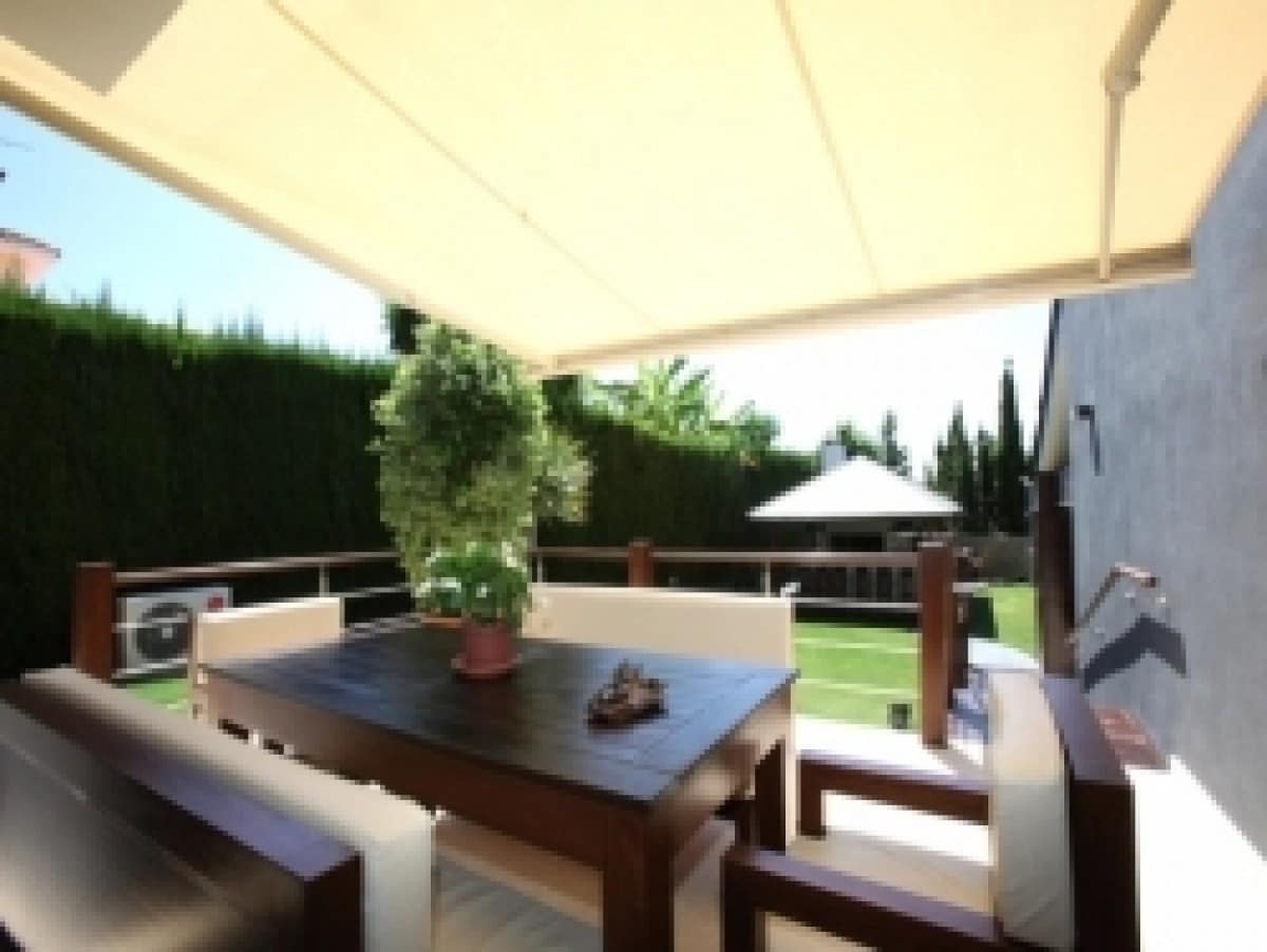 6 soverom Villa til salgs i Marbella med svømmebasseng garasje - € 3 200 000 (Ref: 9507350)