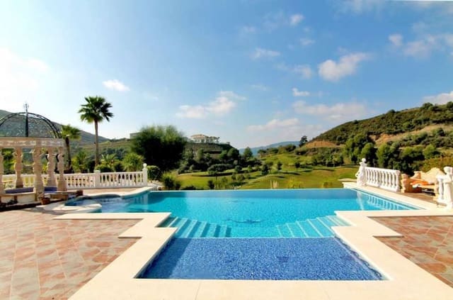 Chalet de 6 habitaciones en Benahavís en venta con piscina garaje - 3.195.000 € (Ref: 9507351)