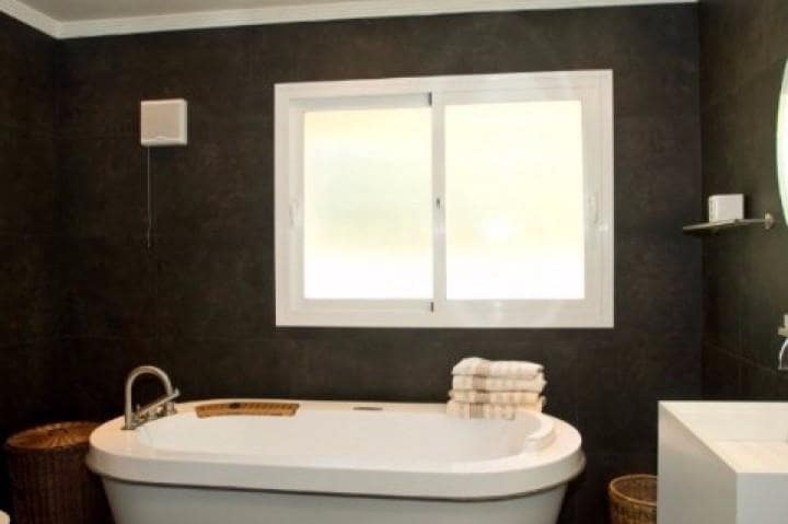 Chalet de 5 habitaciones en Marbella en venta con piscina garaje - 2.499.000 € (Ref: 9507355)