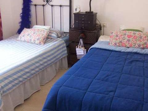 4 sypialnia Dom na sprzedaż w Nueva Andalucia z basenem garażem - 350 000 € (Ref: 9507361)