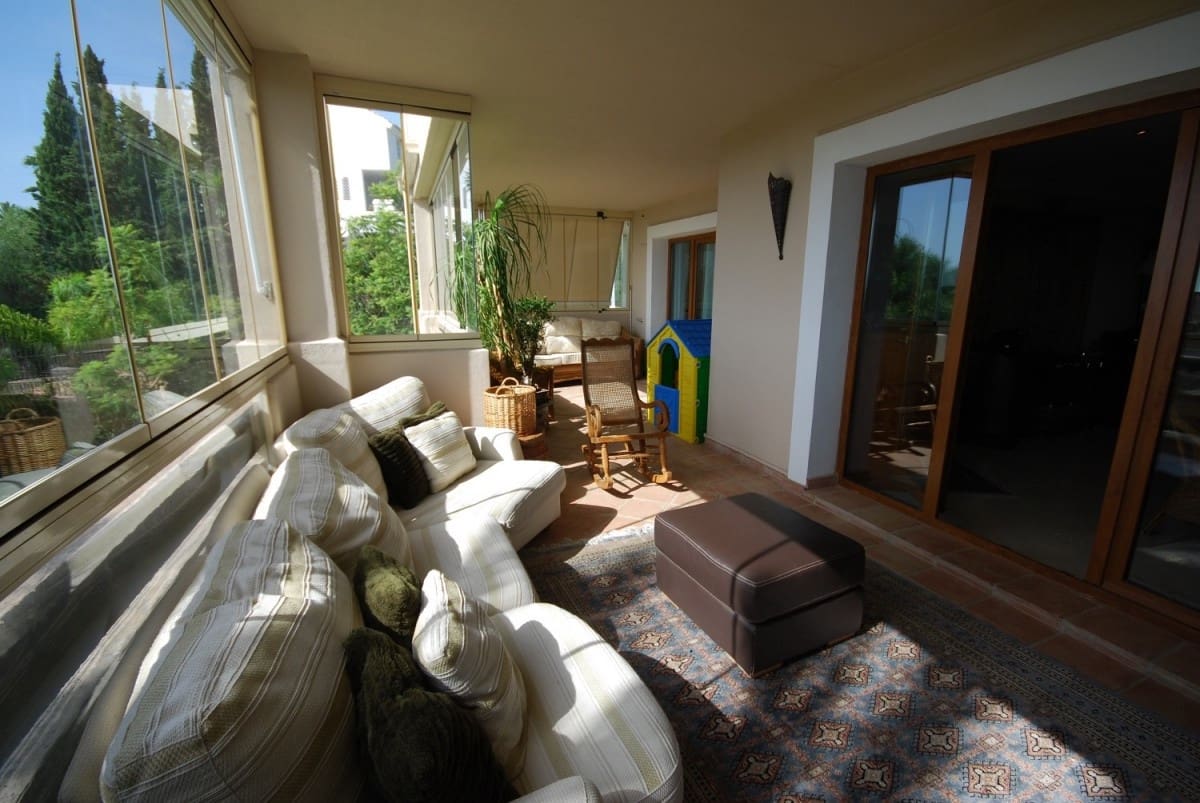 3 slaapkamer Appartement te koop in Marbella met zwembad - € 360.000 (Ref: 9507365)