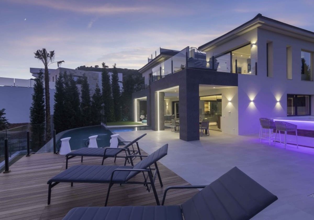 6 soverom Villa til salgs i Benahavis med svømmebasseng garasje - € 2 995 000 (Ref: 9507366)