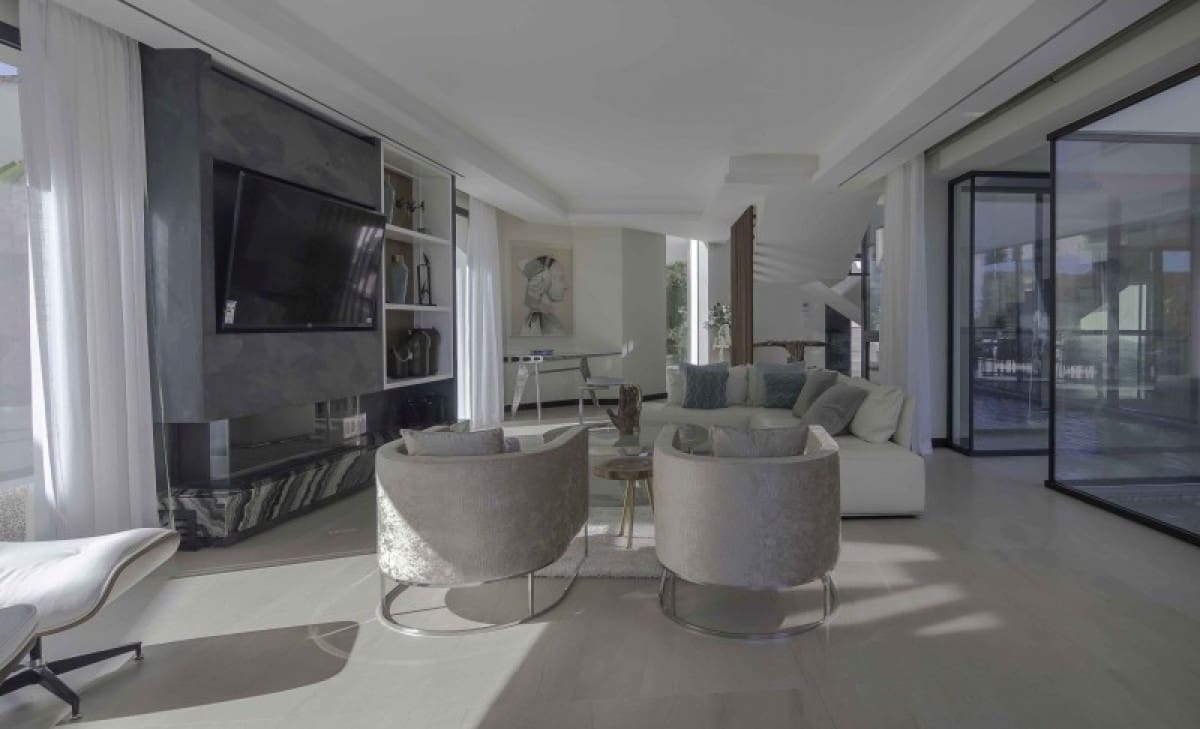 6 soverom Villa til salgs i Benahavis med svømmebasseng garasje - € 2 995 000 (Ref: 9507366)