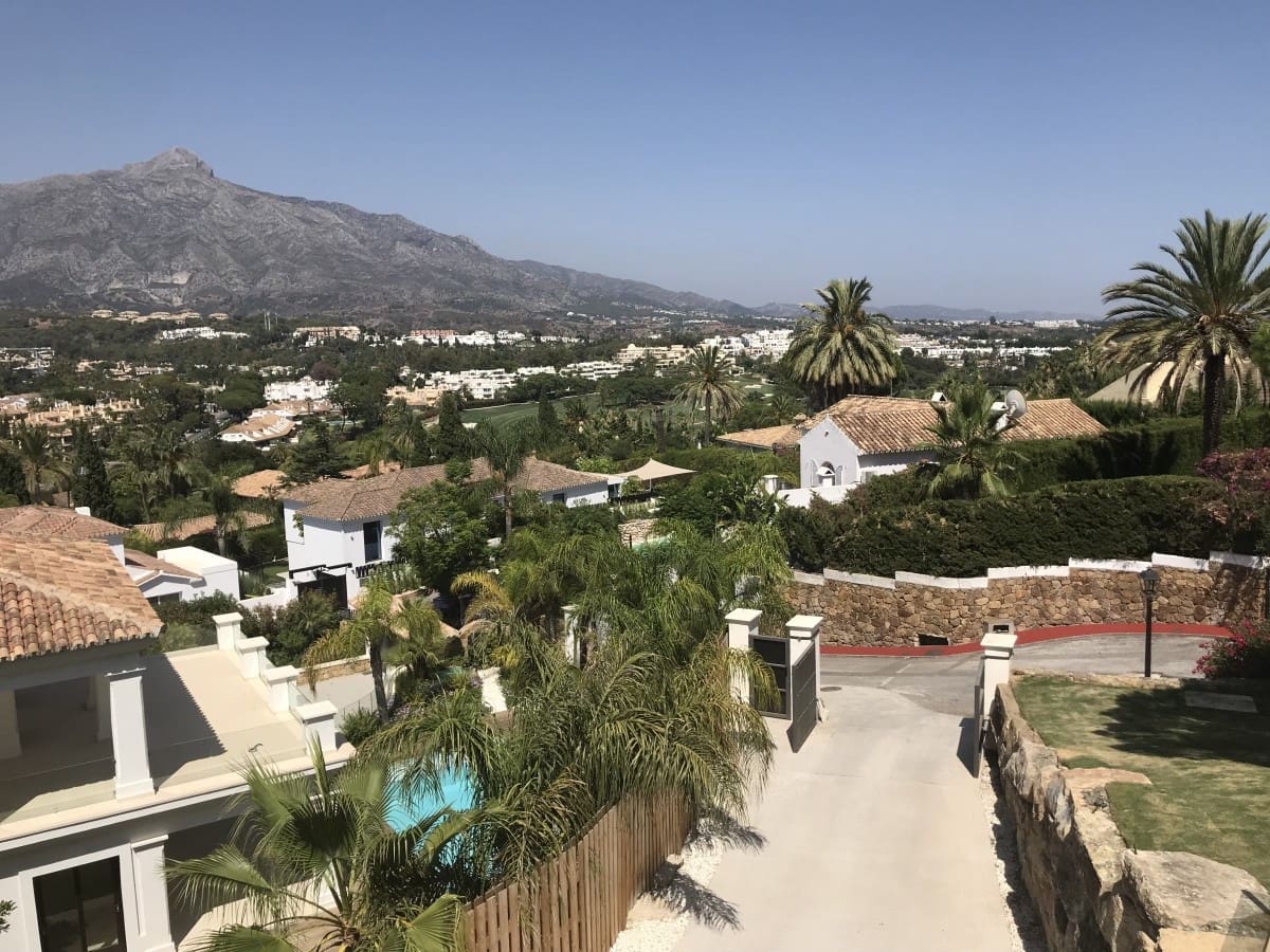 5 soverom Villa til salgs i Marbella med svømmebasseng garasje - € 2 350 000 (Ref: 9507380)