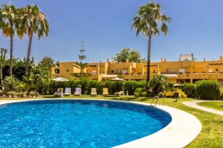 3 sovrum Takvåning till salu i San Pedro de Alcantara med pool garage - 349 000 € (Ref: 9507385)