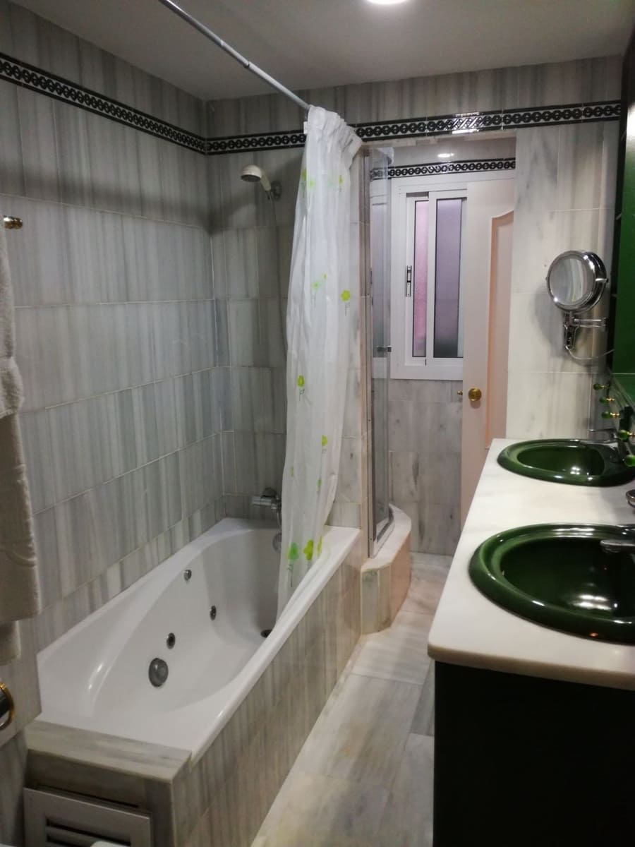 4 quarto Casa em Banda para venda em Marbella com piscina - 398 500 € (Ref: 9507388)