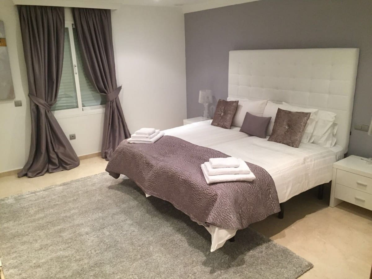 8 slaapkamer Villa te koop in Marbella met zwembad garage - € 3.500.000 (Ref: 9507394)